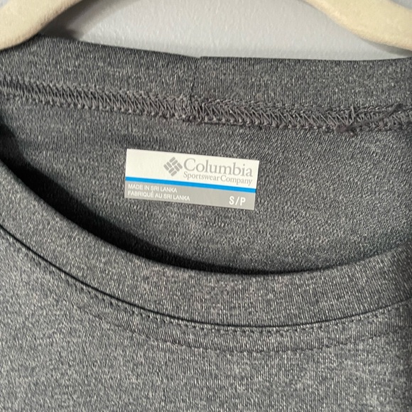 Columbia gray long sleeved rash guard spf PFG S - Picture 2 of 8